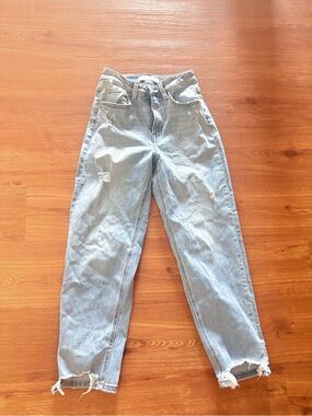 High-Rise Light Blue Straight Leg Women's Jeans with Distressed Hem